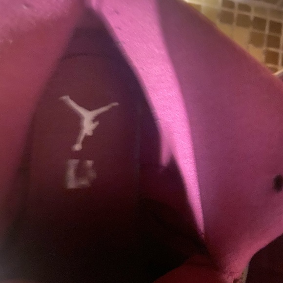 Used but amazing condo sz 10.5 - Picture 2 of 4